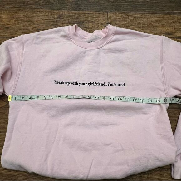 Ariana grande pink sweater - Picture 6 of 8